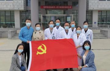 盐城市一院开展“心连心”银发医疗专家团走基层活动
